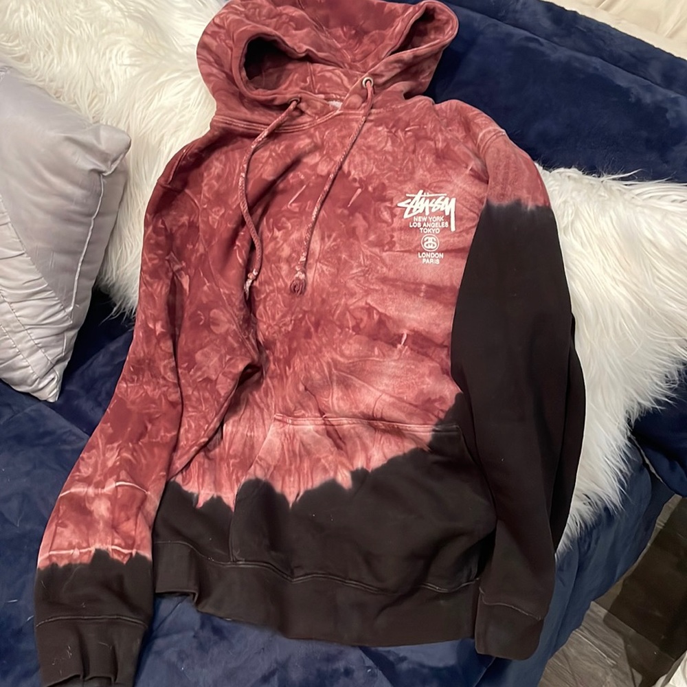 Stussy tie dye women’s sweatshirt